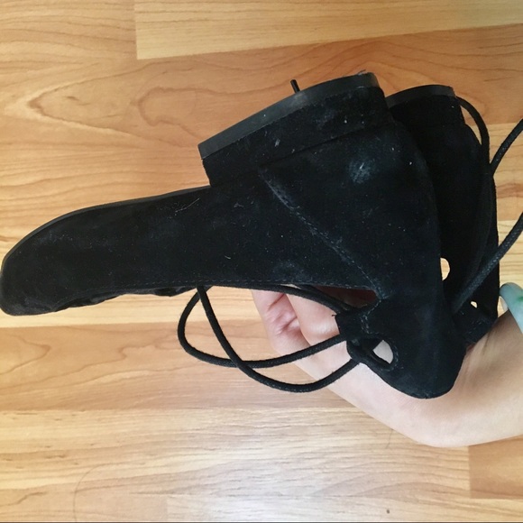 Steve Madden suede tie up pointed flats sz 6 - Picture 6 of 6